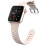 Silikonarmband &#039;Twist&#039; - Sandrosa - Geeignet f&uuml;r Apple Watch 44mm / 45mm / 46mm / 49mm