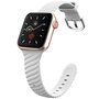 Silikonarmband &#039;Twist&#039; - Wei&szlig; - Geeignet f&uuml;r Apple Watch 44mm / 45mm / 46mm / 49mm