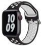 Silikon-Sportband mit Schnalle - Schwarz + Wei&szlig; - Geeignet f&uuml;r Apple Watch 38mm / 40mm / 41mm / 42mm